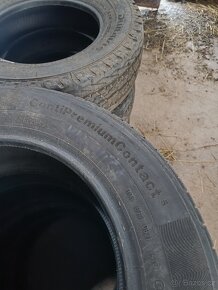 Continental 225/60 R17 - 2