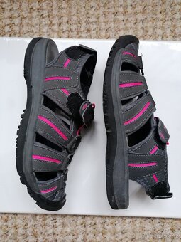 Sandály 37 Umbro - 2
