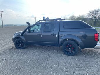 Nisan Navara 2.5 - 2