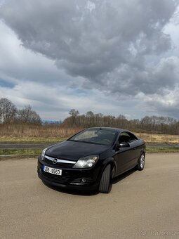 Opel Astra H TwinTop 1.8i benzín - 2