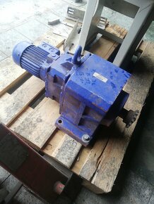 Převodovka s elektromotorem - 2