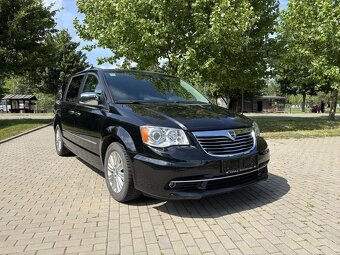 Lancia Voyager 2.8 CrRD 131 kW Platinum - 2