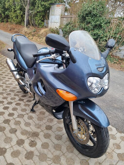 Suzuki GSX 750 F - 2