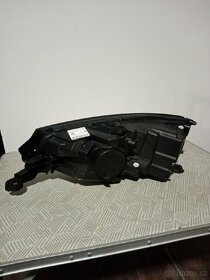 Fabia 3 Lift pravé světlo full led. - 2