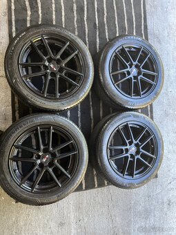 Letni kola VW Škoda 215/55 R17 5x112 ET52 - 2