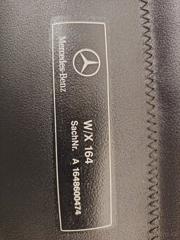 Mercedes benz zadní roleta ML,GL - 2