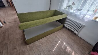 Pěkná válenda postel s úložným prostorem - 2