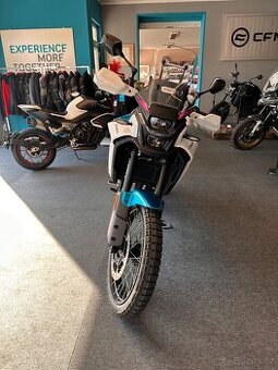 CFMOTO 450MT-R modrá + dárek, ihned k odběru - 2