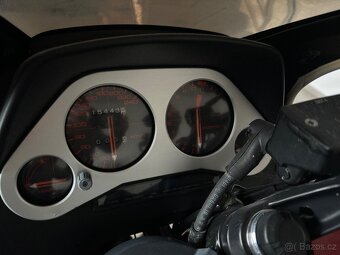 HONDA VF 750 F - 2