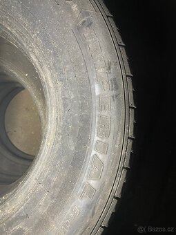 Letni pneu 225/70 r15c - 2