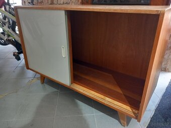JIROUTEK , KOMODA 60 LÉTA BRUSEL STYL - 2