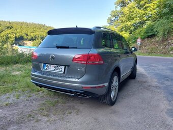 VW Touareg 3.0 TDi V6 R-line - 2