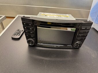 android radio do mercedes e class w211 - 2