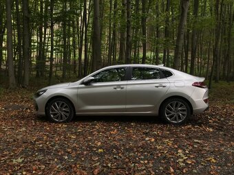 Hyundai i30 Fastback 1,4 T-GDI - 2