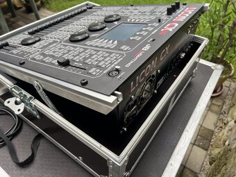 JB Lightning Licon CX + case - 2