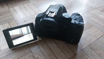 Panasonic Lumix DMC FZ330/FZ300 - 2
