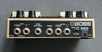 Boss RT 20 Rotary Ensemble Efekt pro kytary a klávesy - 2