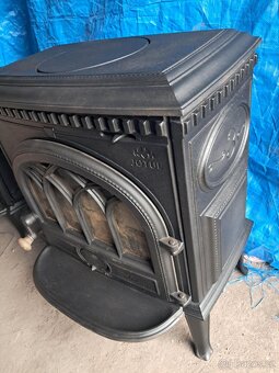 Jotul F3 TD litinová kamna 9 kw - 2