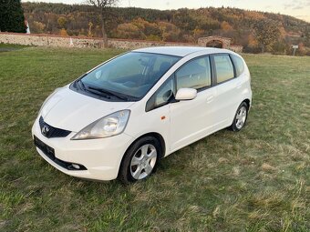 Honda jazz 1.2i 66kw,rok:12/2010,naj:129tkm,klima,alu - 2