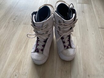 Dívčí snowboardové boty Westige 34 - 2