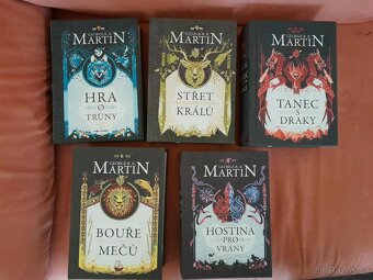 Píseň ledu a ohně I.-V. - plátěná vazba limitka 134 kusů - 2