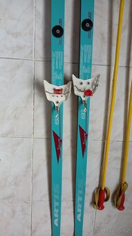 prodám běžecké lyže - 2