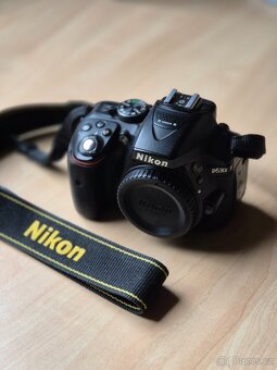 Nikon D5300 + Nikkor 35mm a Sigma 17-70mm - 2