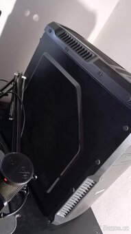 Starší herní PC - 2