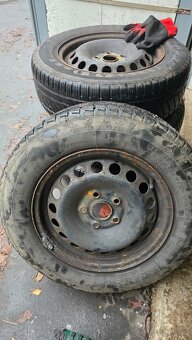 Zimní pneu 2 a 2 r15 plech škoda Octavia 2 - 2