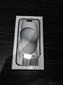 Apple iPhone 15 - 2