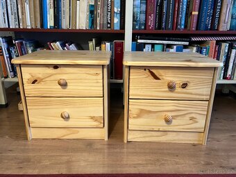 Noční stolky masiv borovice - 2