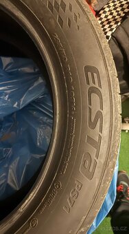 235/50r19 letní - 2