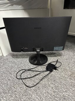 Monitor Samsung S24F350FHU - 2