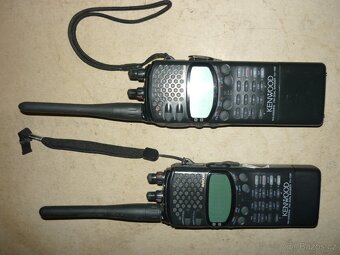 PROFESIONÁLNÍ VYSÍLAČKY KENWOOD TH-79E - 2