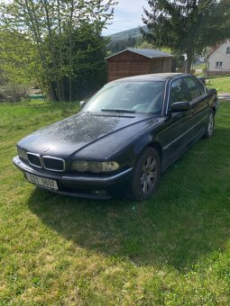 BMW 740d e38 - 2
