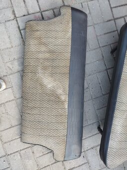 Zadní sedačky Trabant 601 limuzína - 2
