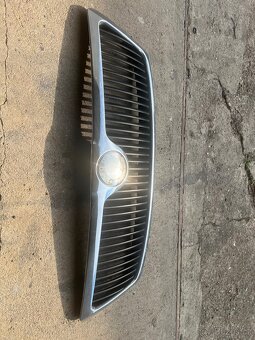 Maska kapoty Škoda Octavia II - 2
