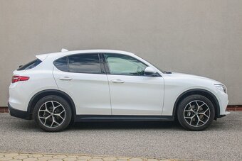Alfa Romeo Stelvio 2.2 JTD AWD A/T - 2