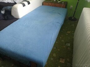 Paletová postel - 2