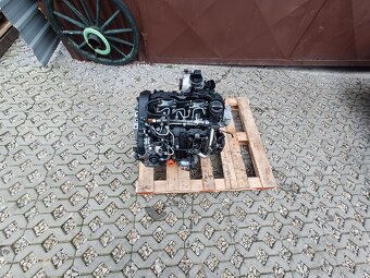 Motor 2,0 tdi typ CFF kompletní motor top - 2
