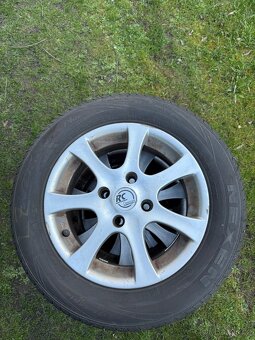 Nexen 175/65/R14 +ALU disky - 2