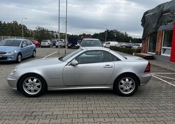 Mercedes-Benz SLK 200 KOMPRESOR,INDIVIDUAL benzín manuál - 2