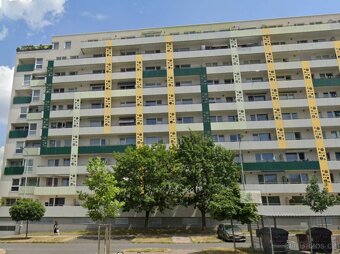 2+kk Hornoměcholupská, P-10, 6.500.000,-kč, 64 m2 vč. sklepa - 2