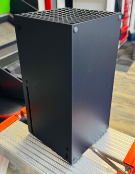 XBOX X - 2