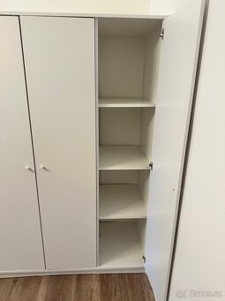 IKEA KLEPPSTAD Šatní skříň se 3 dveřmi - 2