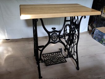 Stůl, Designový stůl, šicí stroj, Singer - 2