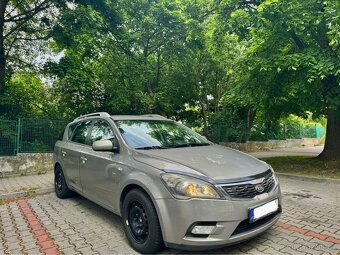 Kia Ceed 1.6 CRDI R.v. 2012 6 Rychlostní manuál ČR - 2