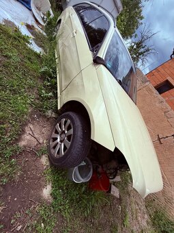 Mercedes EW212 - 2