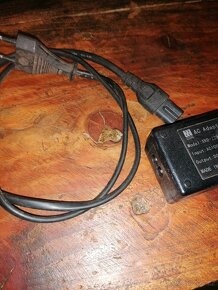 Zdroj - adapter 9V. 2A - 2