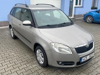 Škoda Fabia II combi 1.2i Ambiente klimatizace - 2